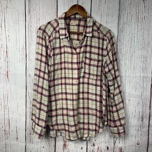 Hollister long sleeve bottom down shirt size L